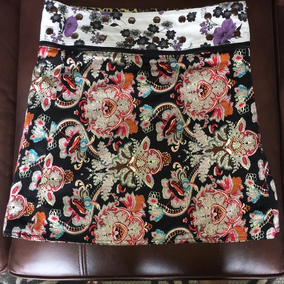 ZAND reversible skirt - Picture 2 of 4